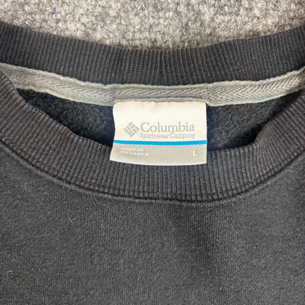 COLUMBIA Women’s Black Logo Crewneck Sweatshirt size: Large - Picture 3 of 7